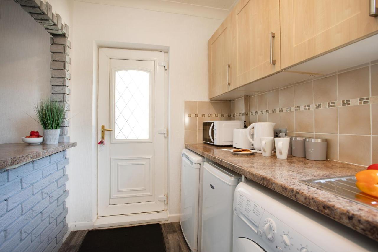 Rawmarsh House, Rotherham For Contractors & Families, Free Parking, High Speed Wifi, Etc Exterior foto