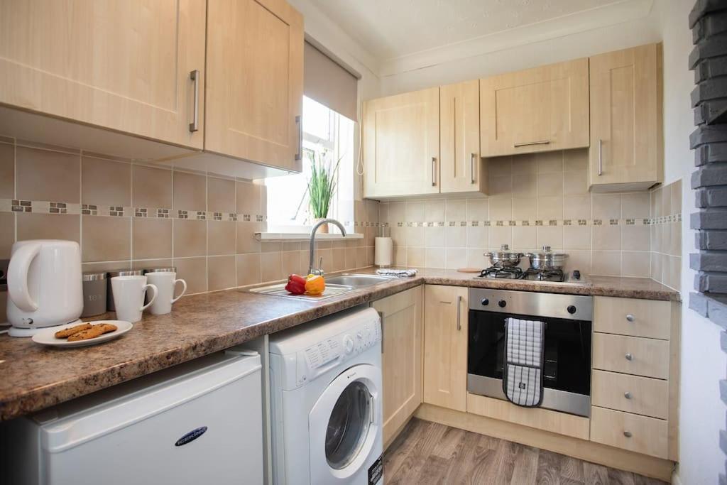 Rawmarsh House, Rotherham For Contractors & Families, Free Parking, High Speed Wifi, Etc Exterior foto